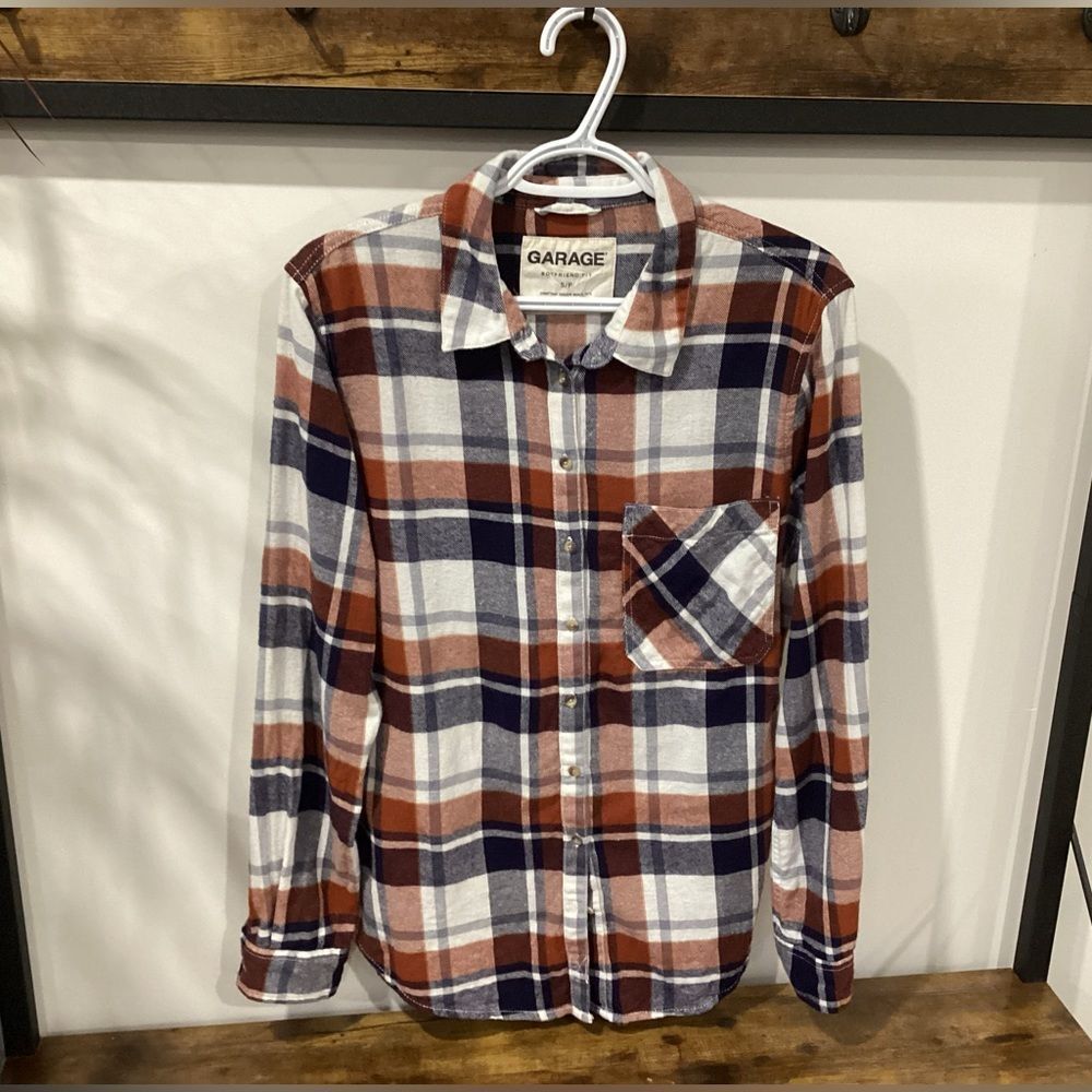 Garage plaid boyfriend fit button down